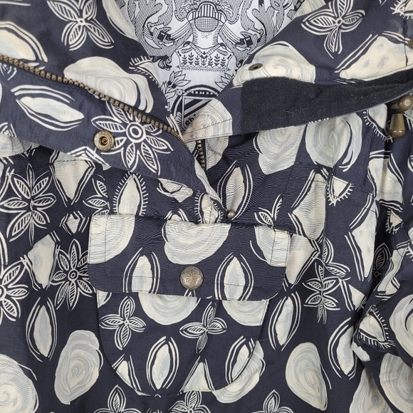 VTG NILS Ski Jacket Womans Size 6 Floral Pattern Black White Snowboard Winter - Picture 11 of 16